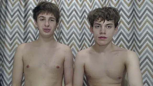 Snapshot of hornybadbunny chatting on 11.08.25 hornybadbunny online show from 11.08.25