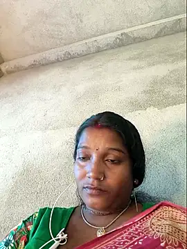 Snapshot of vipmonalisha chatting on 11.18.25 vipmonalisha online show from 11.18.25