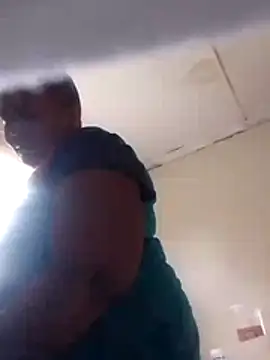 Snapshot of owam243 chatting on 11.09.25 owam243 online show from 11.09.25