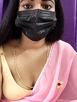 Snapshot of Honeya96 chatting on 11.09.25 Honeya96 online show from 11.09.25