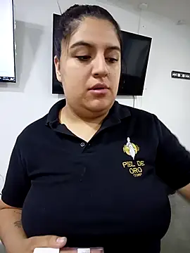 Snapshot of Hammy-steve01 chatting on 11.13.25 Hammy-steve01 online show from 11.13.25