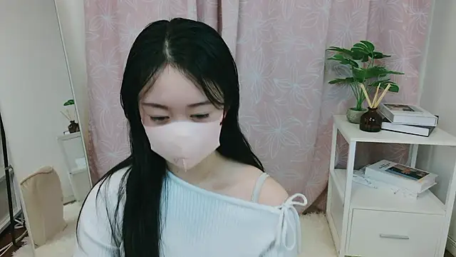 Yuina ch  online show from 11.24.25