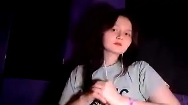 Snapshot of ClassicDroop chatting on 11.11.25 ClassicDroop online show from 11.11.25