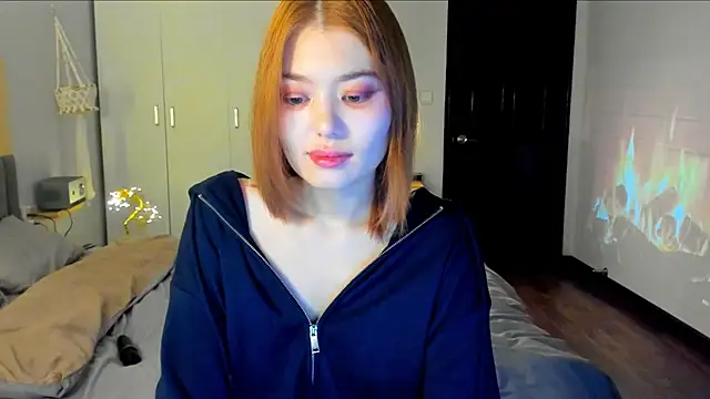 Snapshot of HopeLovely chatting on 11.23.25 HopeLovely online show from 11.23.25