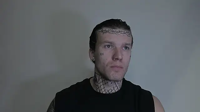 Huntall77 online show from 11.13.25