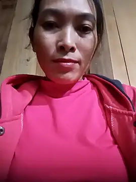 Snapshot of Soursop-op chatting on 11.10.25 Soursop-op online show from 11.10.25