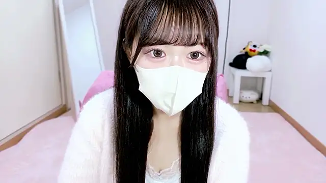 Snapshot of arisu-chan chatting on 11.14.25 arisu-chan online show from 11.14.25