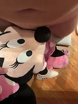 Snapshot of fra06_ chatting on 12.03.25 fra06 online show from 12.03.25