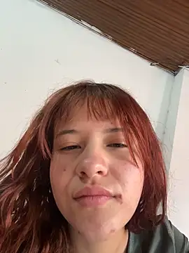 Snapshot of natadecomer chatting on 11.11.25 natadecomer online show from 11.11.25