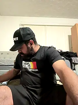 Snapshot of benajalamela90 chatting on 11.11.25 benajalamela90 online show from 11.11.25