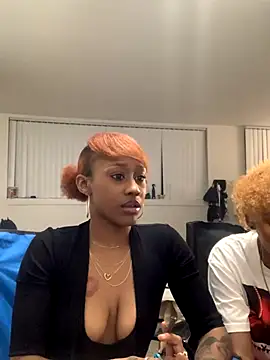 Hefnerbabyy online show from 11.18.25