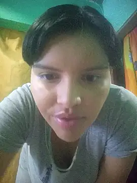 Snapshot of Rosa_gt chatting on 11.12.25 Rosa gt online show from 11.12.25