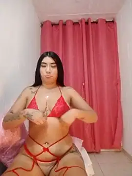 mila roose  online show from 11.12.25