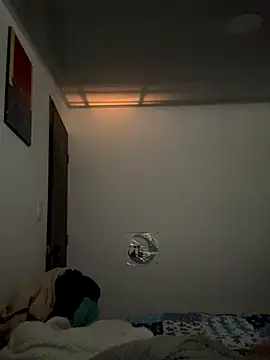 lucyrain 18 online show from 11.16.25