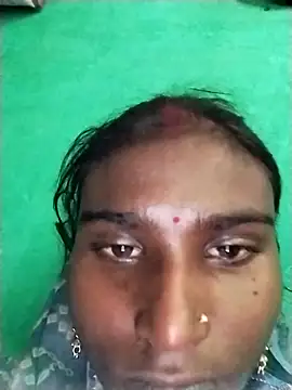 Snapshot of Big_Lovexx chatting on 11.17.25 Big Lovexx online show from 11.17.25