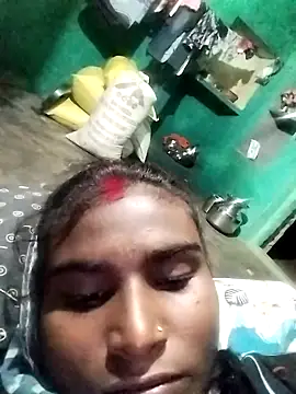 Snapshot of Big_Lovexx chatting on 11.18.25 Big Lovexx online show from 11.18.25