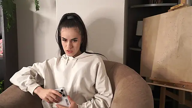 AngelWegge online show from 11.18.25