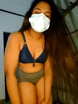 Snapshot of SL_sherina chatting on 11.13.25 SL sherina online show from 11.13.25