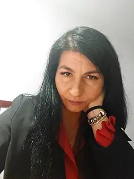 Elennbaby05 online show from 11.17.25