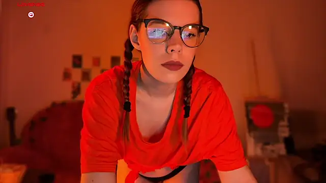 Snapshot of Margie_Dorene chatting on 11.28.25 Margie Dorene online show from 11.28.25