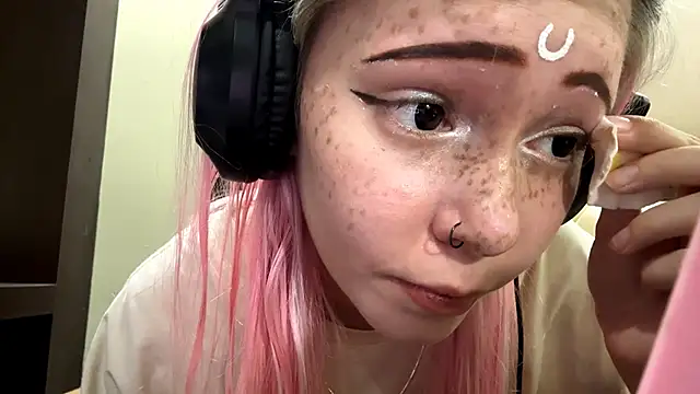 ChanteNovack online show from 11.17.25