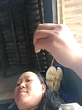 Snapshot of hoami-hot chatting on 11.15.25 hoami-hot online show from 11.15.25