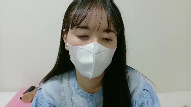 Snapshot of _sa_ra_ chatting on 11.30.25 sa ra online show from 11.30.25