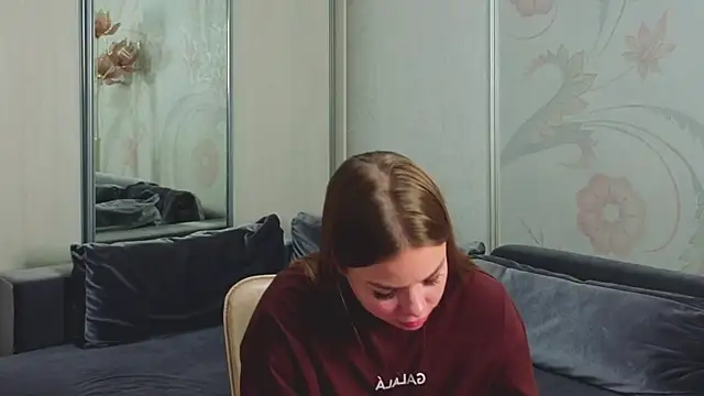 Snapshot of IndigoRitual chatting on 11.19.25 IndigoRitual online show from 11.19.25