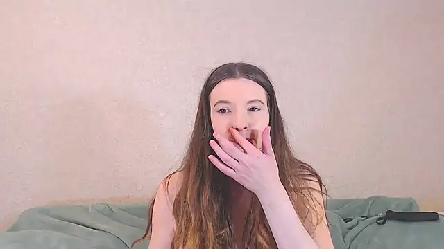 ArwenGoldenRose online show from 11.26.25