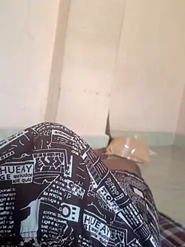 Snapshot of TeluguHotdic chatting on 12.01.25 TeluguHotdic online show from 12.01.25