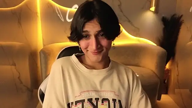 Snapshot of zoe_tp chatting on 11.27.25 zoe tp online show from 11.27.25