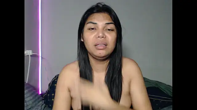 Snapshot of yourasiantranspinay143 chatting on 12.04.25 yourasiantranspinay143 online show from 12.04.25