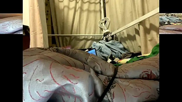 Snapshot of Beans543 chatting on 11.17.25 Beans543 online show from 11.17.25