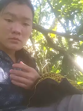 meomeo-00 online show from 11.30.25