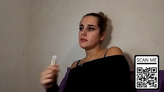 Snapshot of HotMusex chatting on 12.03.25 HotMusex online show from 12.03.25