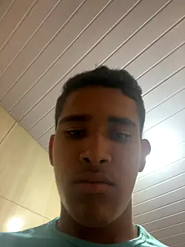 Snapshot of nndbbssn chatting on 11.17.25 nndbbssn online show from 11.17.25