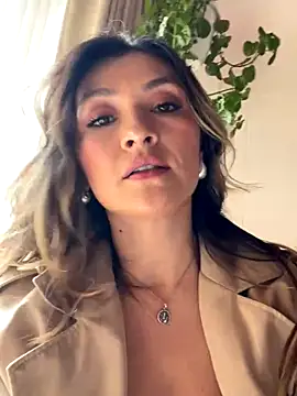 Snapshot of GeorginaBlack chatting on 11.19.25 GeorginaBlack online show from 11.19.25