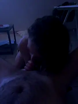 Snapshot of ellafr13 chatting on 11.28.25 ellafr13 online show from 11.28.25