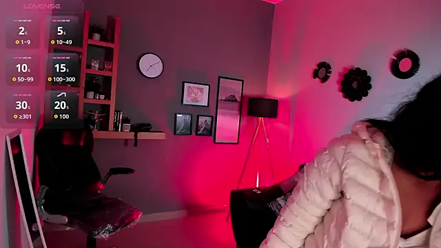 Violet Kumar online show from 11.29.25