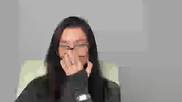 Stella XO online show from 11.21.25