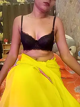 Snapshot of Bold_Quinn chatting on 11.30.25 Bold Quinn online show from 11.30.25