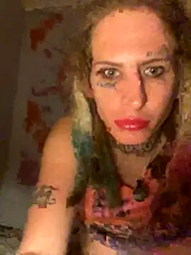 Snapshot of transsnowbunny chatting on 11.19.25 transsnowbunny online show from 11.19.25