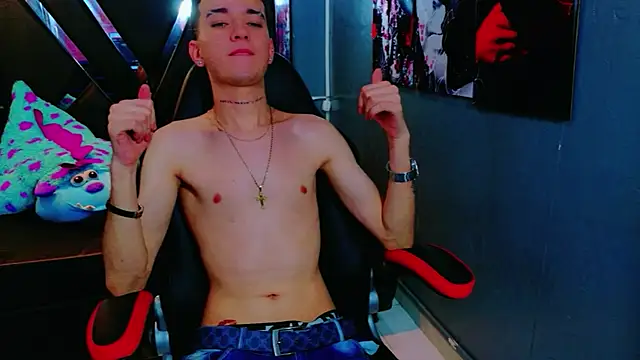 ErosWildBoy online show from 12.04.25