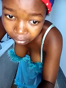 Snapshot of AngelaAbi chatting on 11.25.25 AngelaAbi online show from 11.25.25