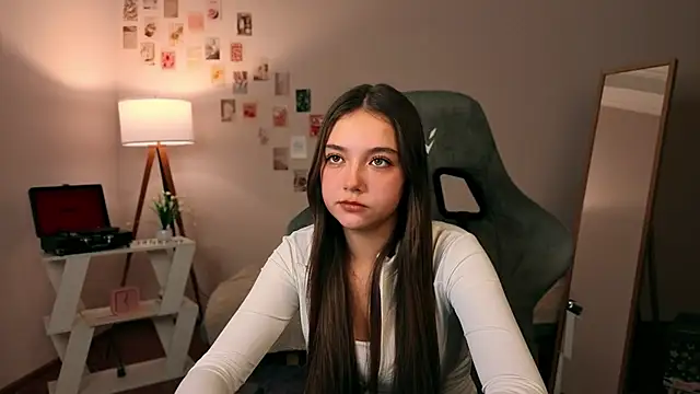 Vexorine online show from 11.21.25