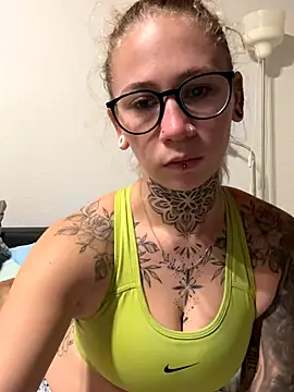 Snapshot of Antoniia69 chatting on 11.29.25 Antoniia69 online show from 11.29.25