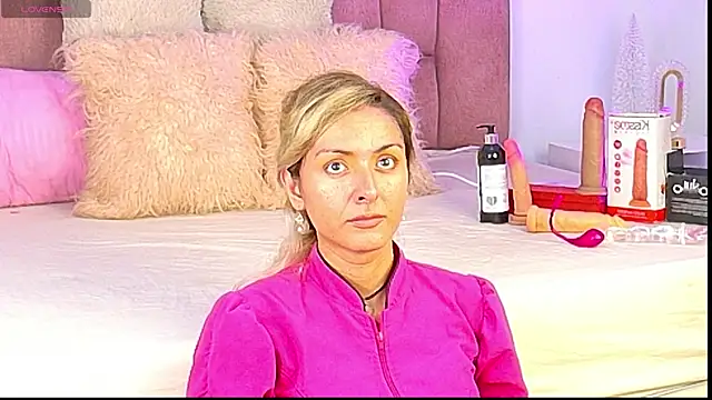 Snapshot of Lunitaa_Diva chatting on 12.03.25 Lunitaa Diva online show from 12.03.25