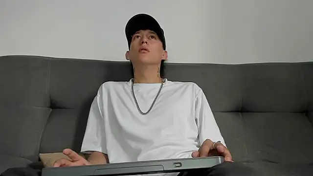 Snapshot of Darsel_night chatting on 12.02.25 Darsel night online show from 12.02.25