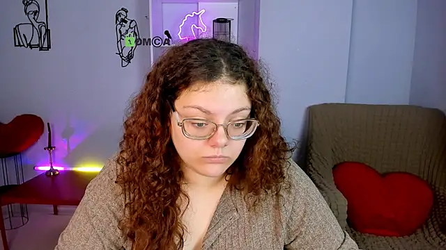 Snapshot of loya_best chatting on 12.04.25 loya best online show from 12.04.25