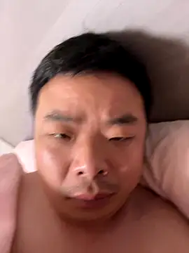 Snapshot of v136235334 chatting on 12.04.25 v136235334 online show from 12.04.25